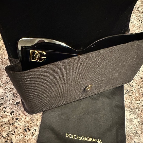 D&G woman’s sunglasses - Picture 7 of 8